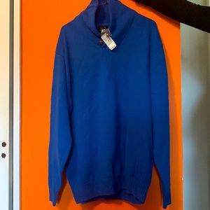 Blue crewneck never worn sweatshirt